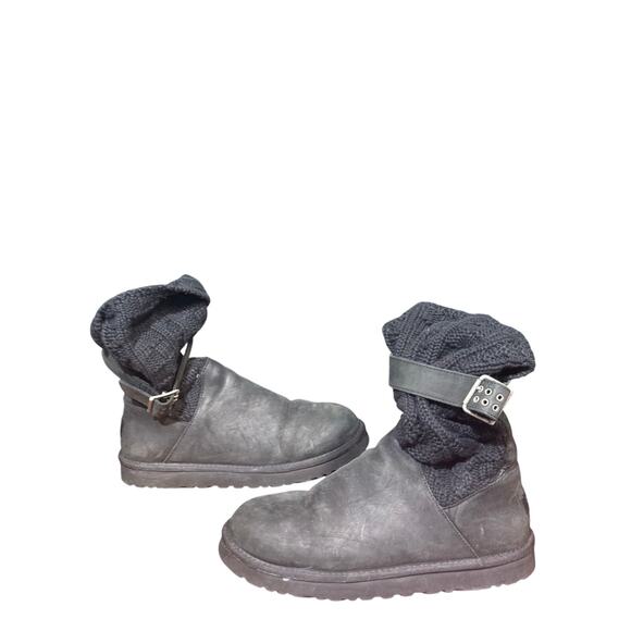 Black Cassidee Knit and Leather Uggs size 10 - Picture 1 of 6